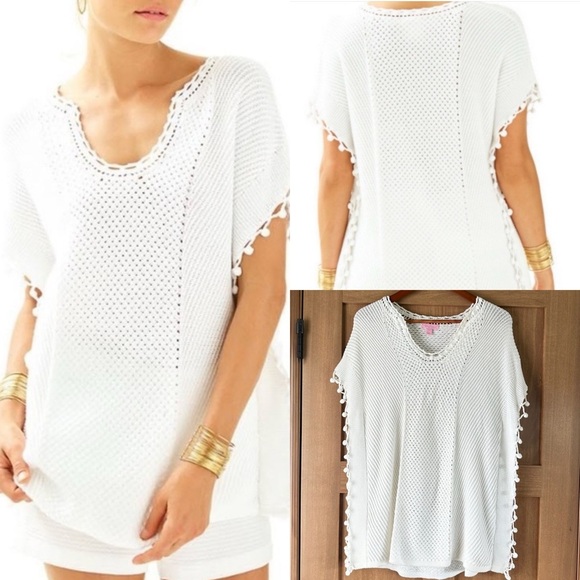 Lilly Pulitzer Sweaters - Lilly Pulitzer White Keating Knit Fringe PomPom Sweater Poncho Women’s size XS